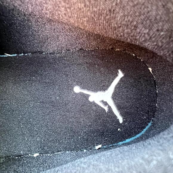 Size 9 - Wmns Nike Air Jordan 1 Mid Black White Women's Shoes - Ships Now - Picture 7 of 11